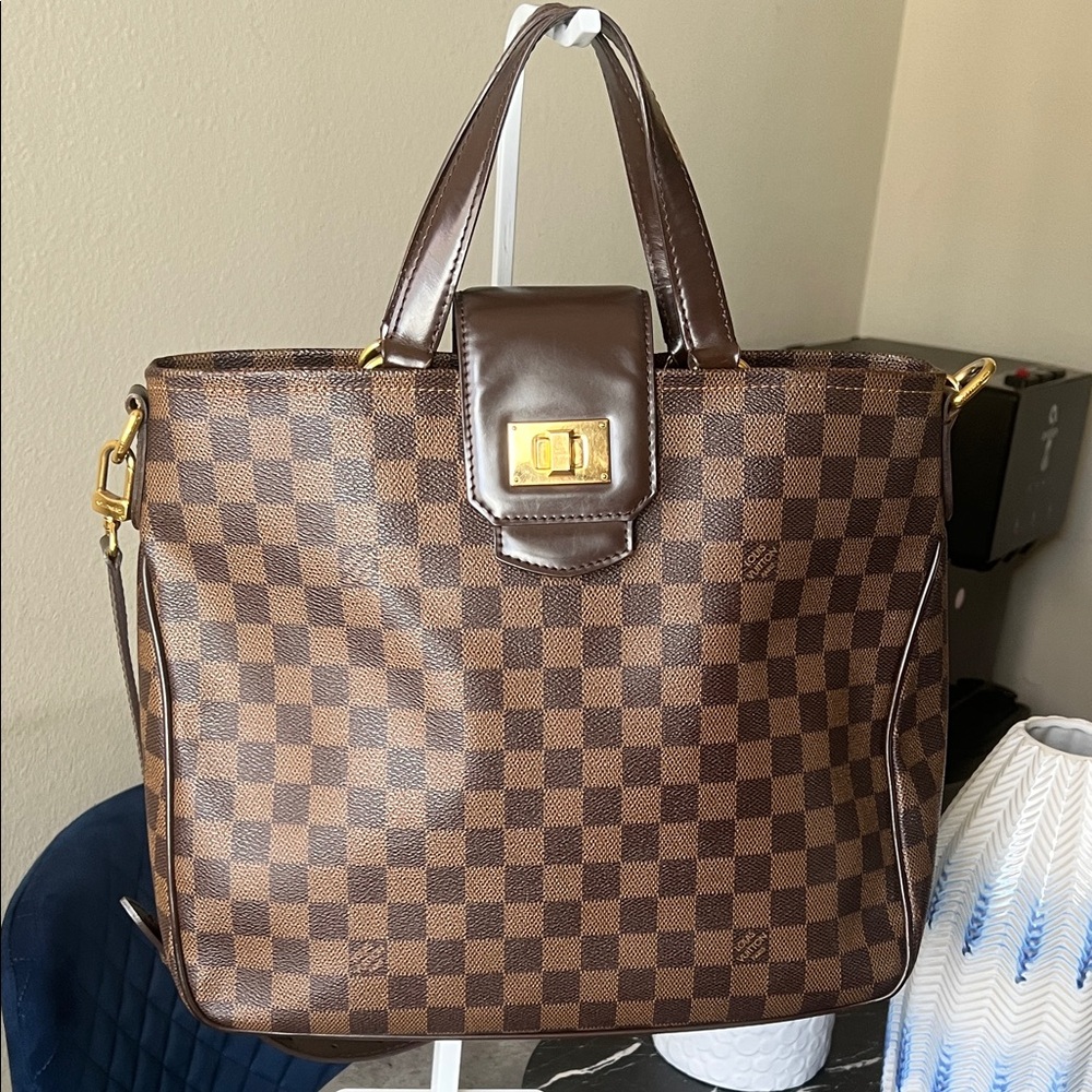 Louis Vuitton Rosebery Cabas bag